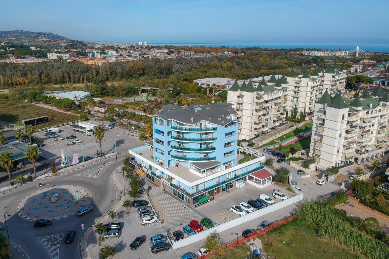B&B Palazzo Del Toro Montesilvano Marina 외부 사진