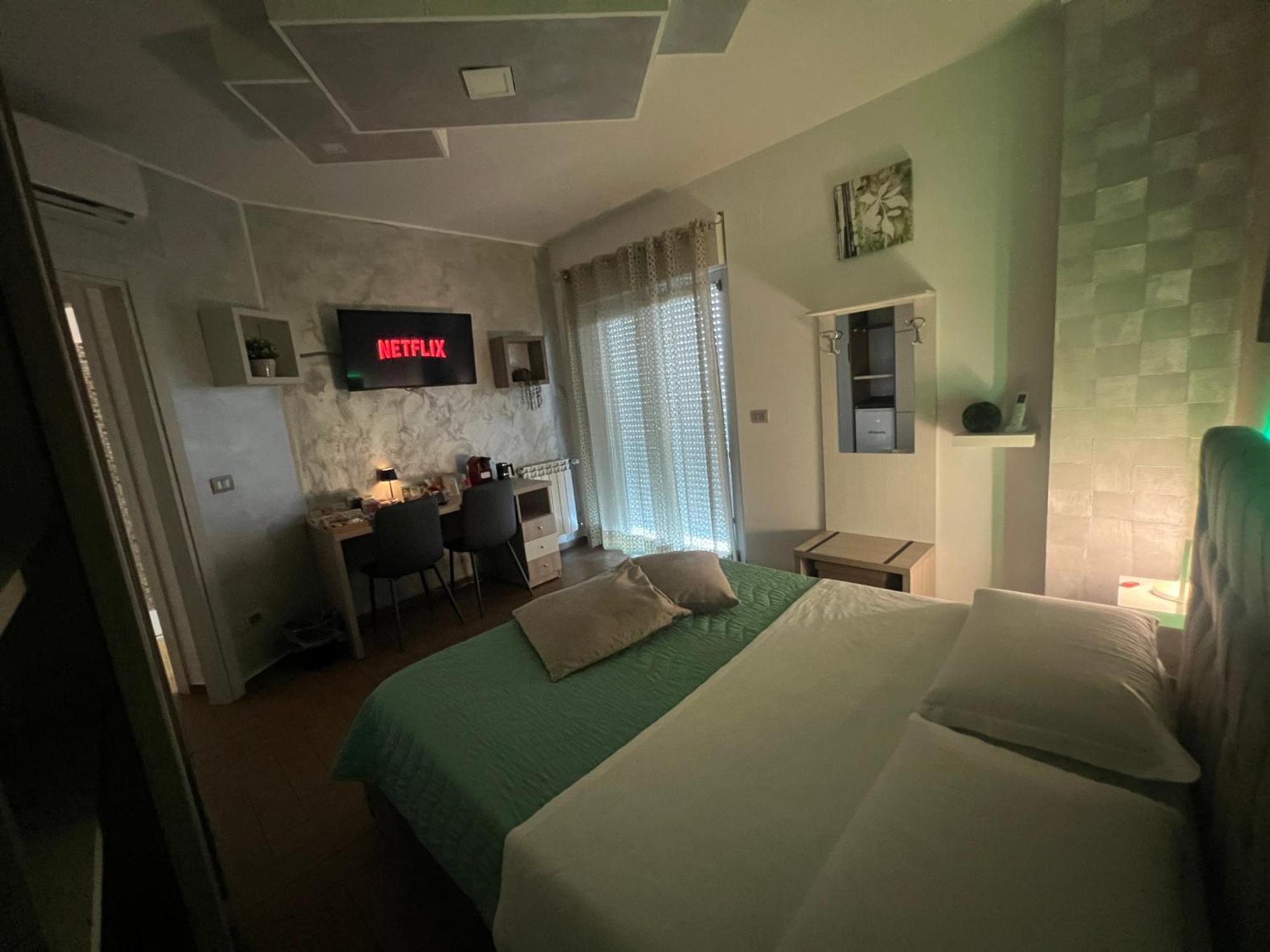 B&B Palazzo Del Toro Montesilvano Marina 외부 사진